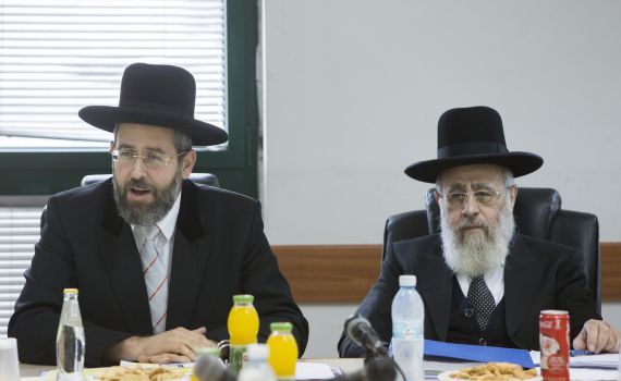 שימוע למנהל מחלקת היבוא ברבנות: חשוד בקבלת שוחד