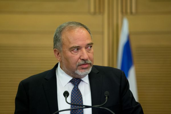 ליברמן לנתניהו: אל תטיף לי מוסר על הציונות הדתית