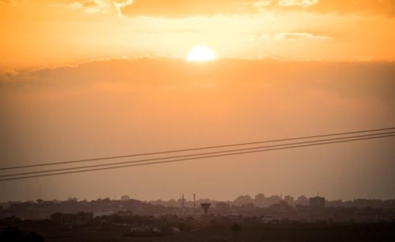 מד"א: 124 איש נזקקו לטיפול ריפואי עקב החום