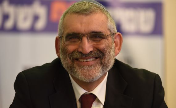 העליון: פסילת בן ארי כי קרע את הברית החדשה