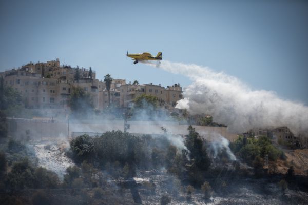 גל שריפות ענק: תושבי שבי שומרון פונו מבתיהם