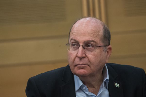 יעלון האשים את נתניהו. הליכוד: "טענות מופרכות"