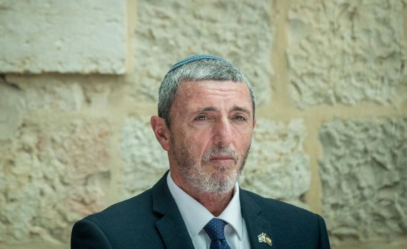 ראיון מביש; איך מתראיינים לתכנית שמשודרת בשבת?!