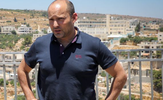 ימינה לגנץ: "תגנה ותתנער מהאמירה ההזויה של לפיד"