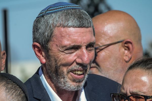 הרב רפי פרץ: לא לגרש את ילדי העובדות הזרות