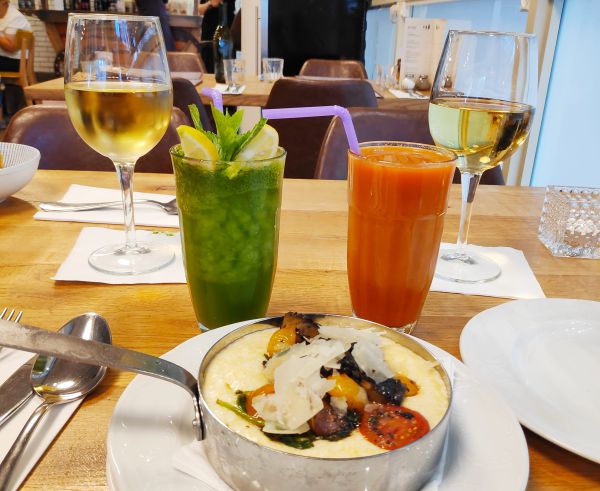 איזו מין שלוה| ביקורת מסעדות