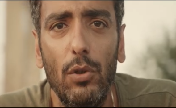 באווירת המחאות: דודו טסה משיק קליפ מצמרר. צפו