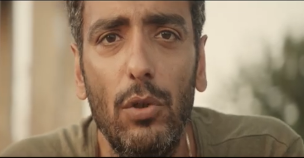 באווירת המחאות: דודו טסה משיק קליפ מצמרר. צפו