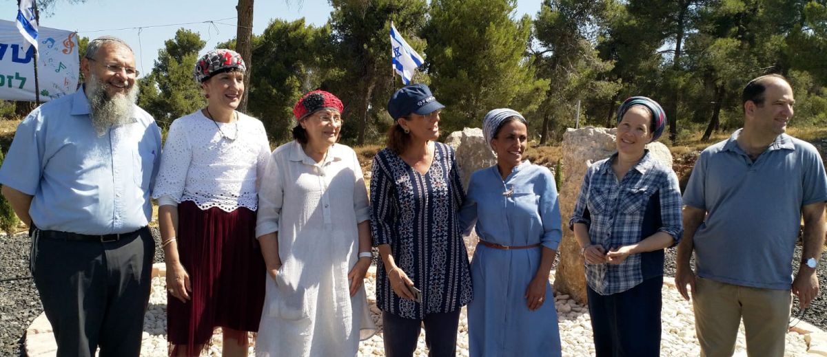 "ליטוף נחמה": עוז וגאו"ן מנציחים את שלושת הנערים