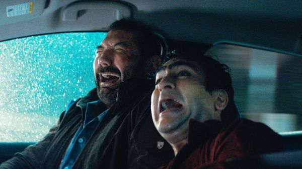 ביקורת סרטים: שוטר על הדרך•הכל 'אובר' חביבי