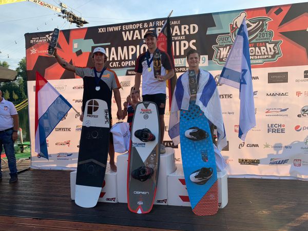 גיא פירר זכה במדליית ארד באליפות אירופה בסקי מים