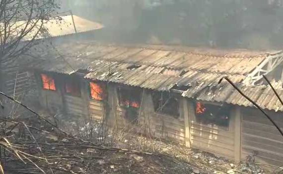 צפו: הלהבות משתוללות בישוב שבי שומרון