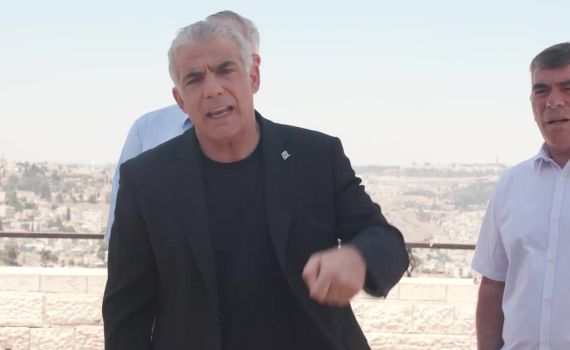 לפיד קורא לבנט ושקד: "אל תחברו לכהניסטים"