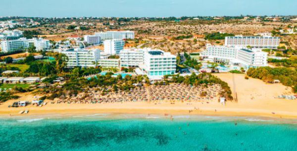 משטרת קפריסין מגיבה לתיירת הבריטית: "פייק ניוז"