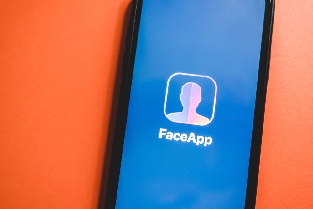 FaceApp מבהירים: "אין חשש לפגיעה בפרטיות"