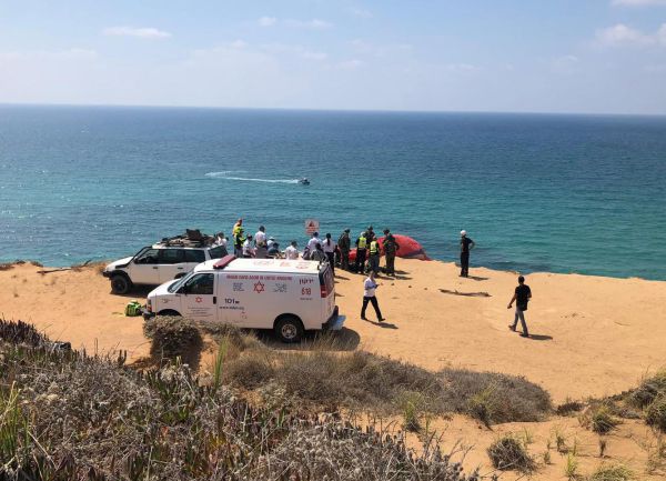 ארסוף: מצנח רחיפה התרסק, בן 60 נפצע אנוש