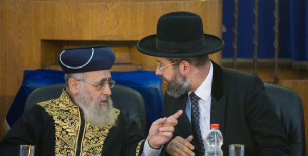 הרבנים הראשיים: הרב שטיינזלץ היה מגדלור לרבים