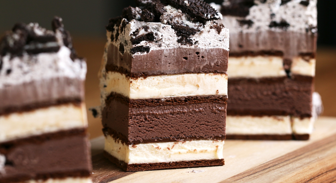 הכי קל: כך תכינו עוגת גלידה לשבת מ-4 מרכיבים