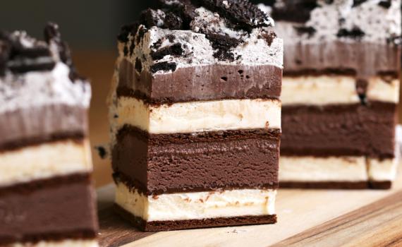 הכי קל: כך תכינו עוגת גלידה לשבת מ-4 מרכיבים