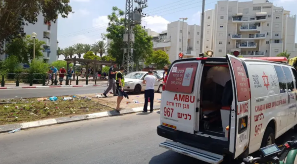 קריית גת: 4 בני משפחה נפצעו, חשד כי הפוגע שיכור