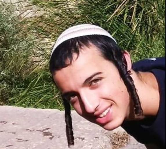 הלוויתו של דביר שורק הי"ד – הערב בישוב עפרה