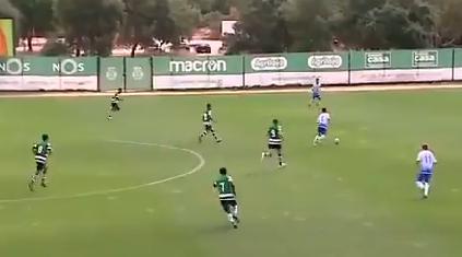 צפו: כבשו שער אחרי 13 שניות בלי לגעת בכדור