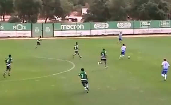 צפו: כבשו שער אחרי 13 שניות בלי לגעת בכדור