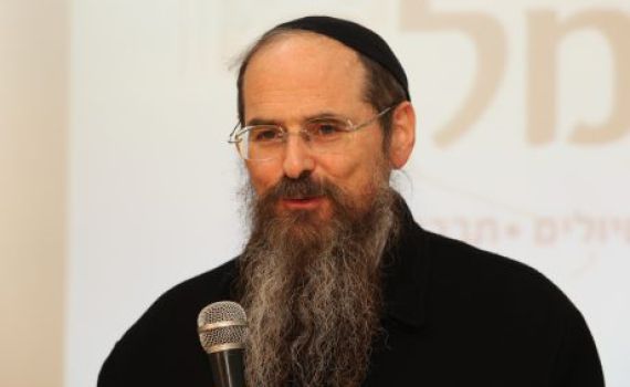 פרשת הרב טל: שני מוסדות חינוך הוצאו מ'תורת החיים'