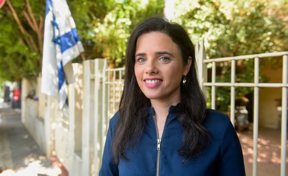 סקר: חבירה של עוצמה- 13 מנדטים; ליברמן נוסק