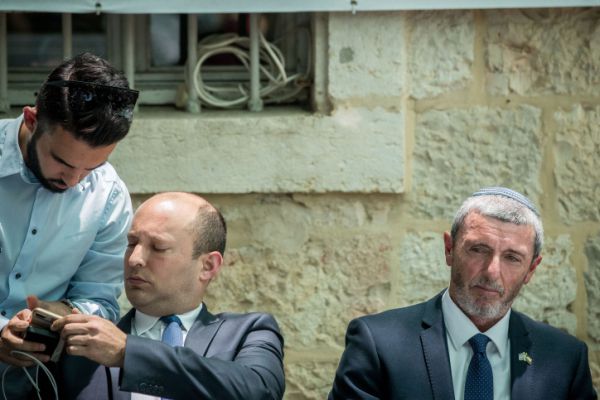 "אם תיק החינוך יעבור לכחול לבן- נשב באופוזיציה"