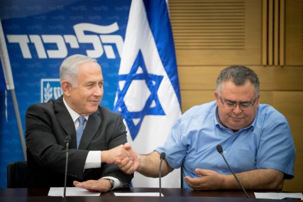 בגלל ליברמן: חברי הליכוד יחתמו על מסמך מיוחד