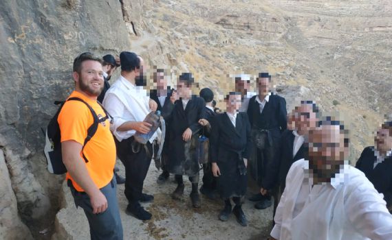 15 מטיילים הלכו לאיבוד בתוך מערה בגוש עציון וחולצו