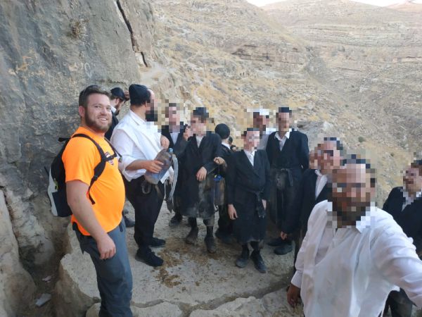 15 מטיילים הלכו לאיבוד בתוך מערה בגוש עציון וחולצו