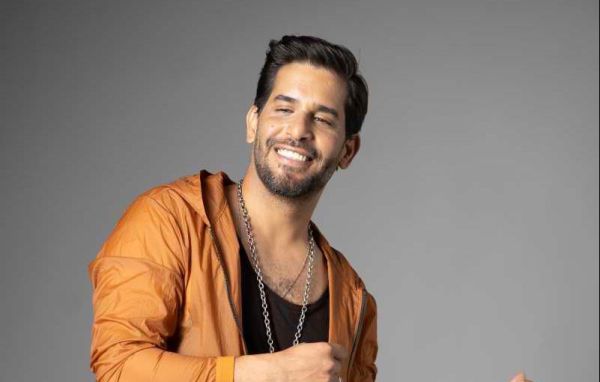 "איך השתניתי": פאר טסי שר על יום השישי שלו. צפו