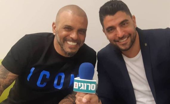 מזל טוב: הזמר אייל גולן התארס