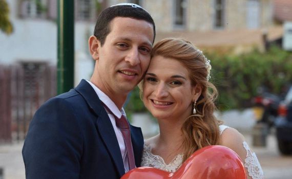 "דת לא הייתה סיבה מספיק טובה לוותר": זוגות מעורבים משתפים