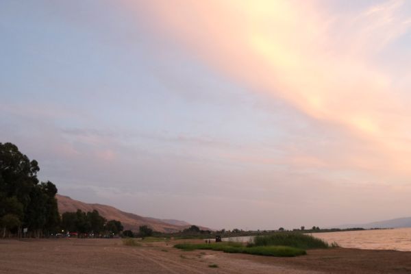 חופי "גופרה" ו"לבנון" בכנרת אסורים לרחצה