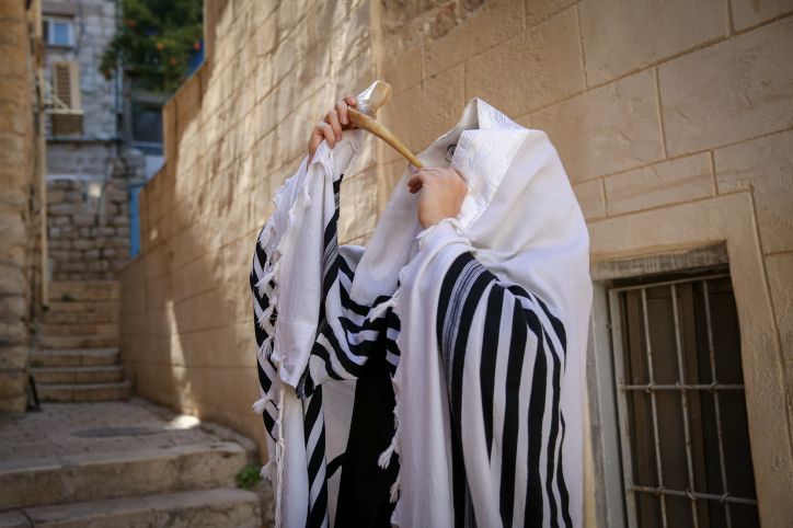 א' באלול או אחד בספטמבר, ממה אתם רועדים יותר?