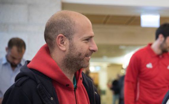 חנוך דאום: "רק כשזה עמית סגל צריך "לקיים דיון"