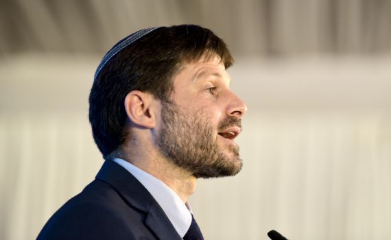 סמוטריץ': "הרכבת הקלה עוד תגיע לצומת תפוח"