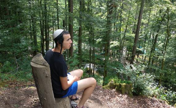 שקד בבית משפחת שורק: "הרצח טלטל את כולנו"