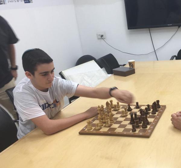 אלוף הארץ הסרוג בשחמט לא מוותר על השבת | ראיון