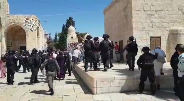 ירדן מגנה את ישראל: "יהיו השלכות לפגיעה בהר הבית"