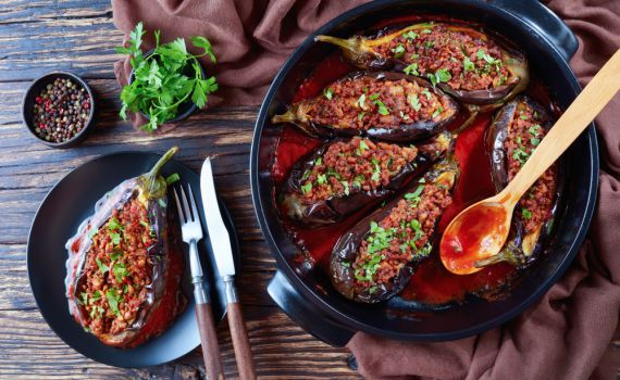 אוהבים חצילים? כך תהפכו אותם לארוחת שבת מפנקת