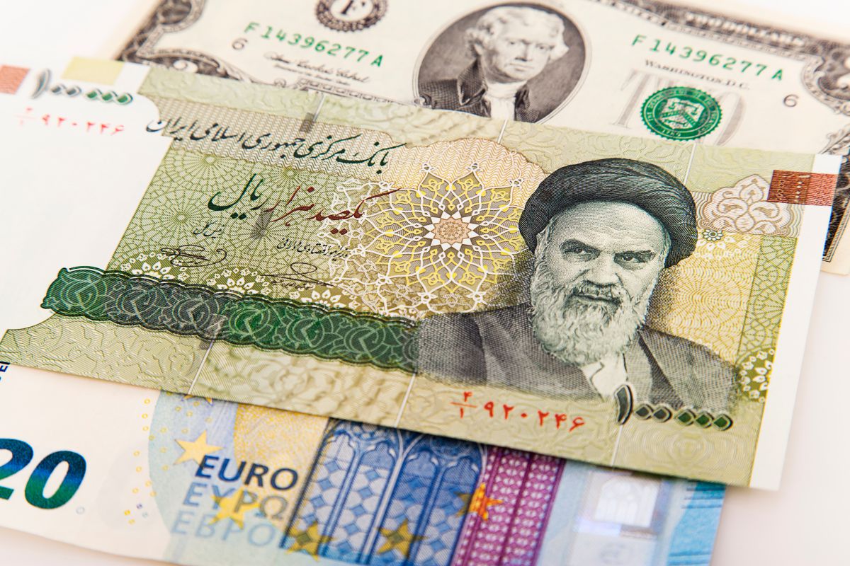 בעקבות המשבר הכלכלי: איראן תציג מטבע חדש