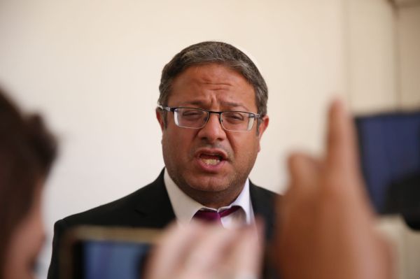 רבני חב"ד: "אסור להצביע לרשימה שספק אם תעבור"