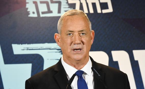 בני גנץ: "אנחנו מאבדים את אמון הציבור"