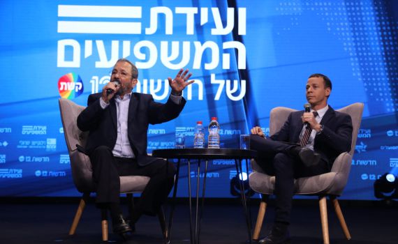 השאלה של עמית סגל שבלבלה את אהוד ברק. צפו