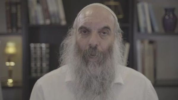 הרב יהושע שפירא חושף למי יצביע בבחירות