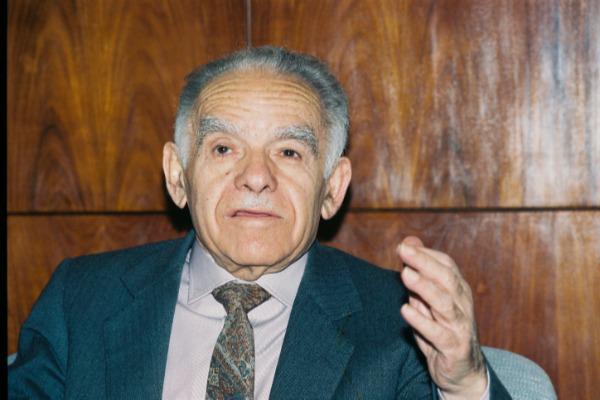 אחרי הסערה: לא בתל אביב, יצחק שמיר יונצח בשדרות